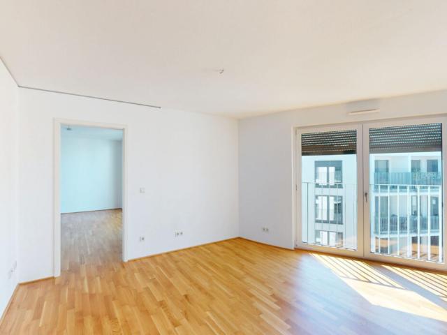 Großzügiges 1 Zimmer Apartment mit EBK und Loggia