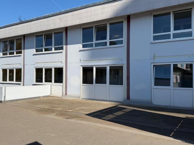 Großzügiges 1 Zimmer Apartment mit Schlafnische und großer Loggia in Nürnberg Langwasser