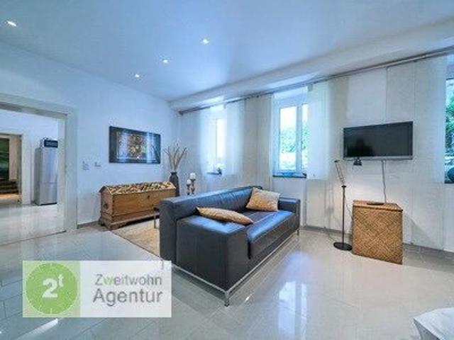 Großzügiges 2 Raum Apartment mit Terrasse und PKW Stellplatz Düsseldorf Unterbilk, Fürstenwall