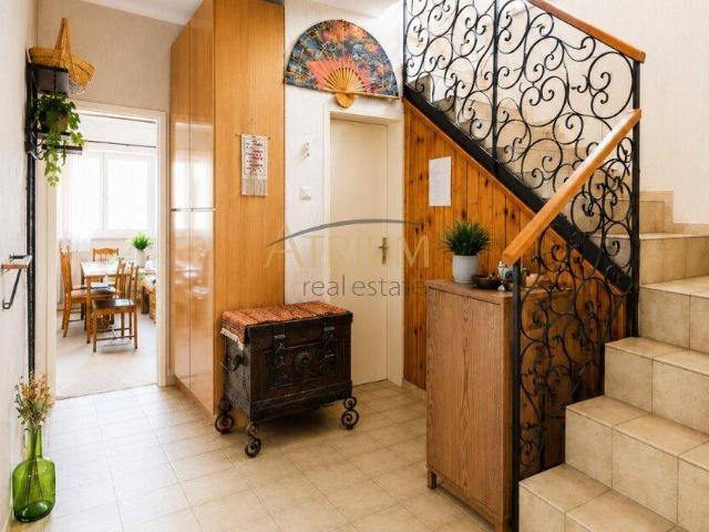 Großzügiges 7 Zimmer Haus mit Garten in 1210 Wien – Renovierungsprojekt in guter Lage!