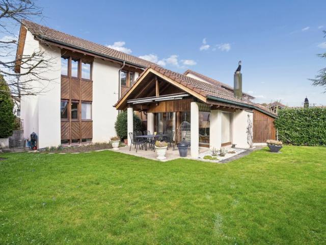 Grosszügiges 7 Zimmer Haus mit Potenzial in Rüschlikon ZH