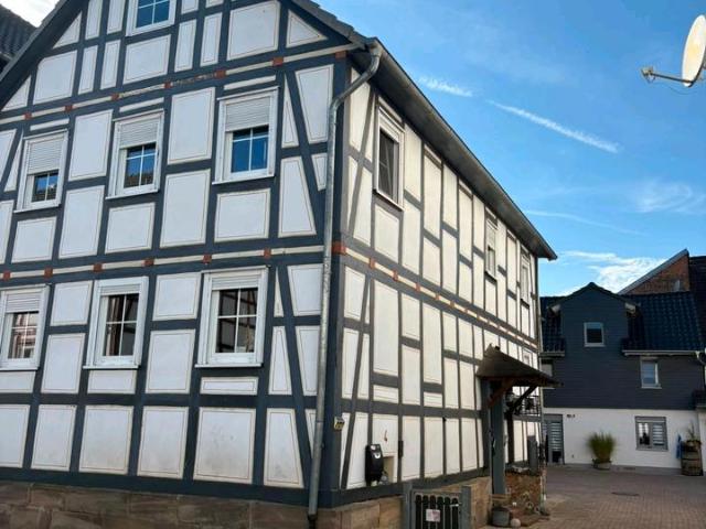 Großzügiges Anwesen mit zwei Einfamilienhäusern zum Kauf