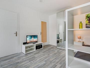 Generous apartment for rent in the Obergiesing district