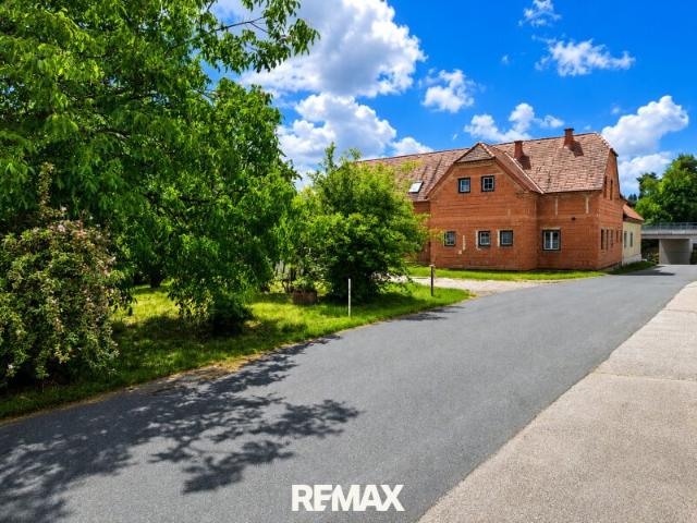 Großzügiges Bauernhaus auf 3.245 m² Grundstück – 202 m² Wohnfläche