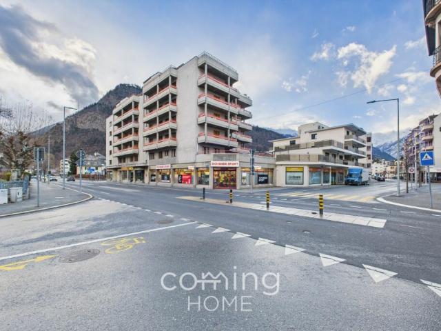 Attraktives Gewerbelokal in Visp 720 m², Garagentor und vier eigene Parkplätze