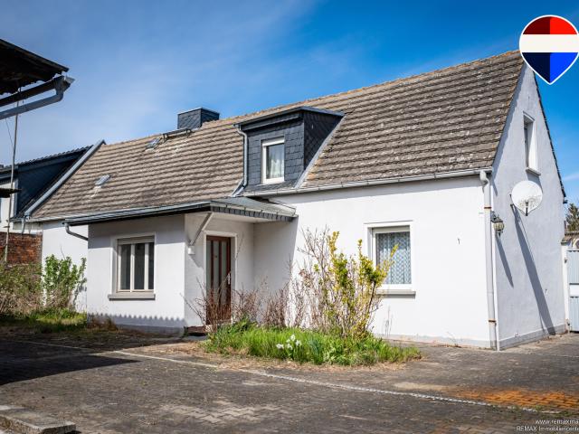 Großzügiges Grundstück trifft auf Haus mit Entwicklungspotenzial in ruhiger Lage