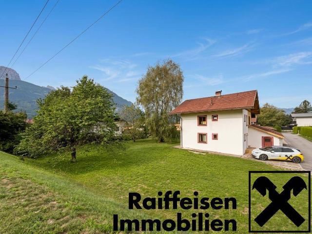 Großzügiges Grundstück mit bestehendem Wohnhaus nahe Lienz