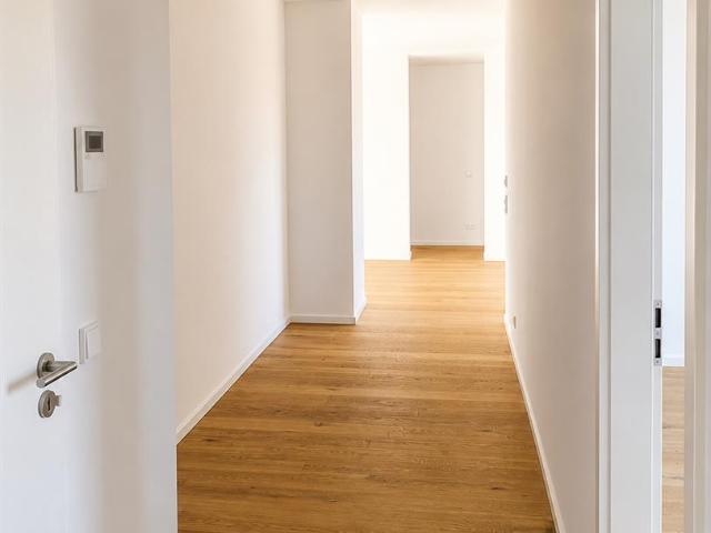 Großzügiges Dachgeschoss mit offenem Wohnkonzept inkl. Luxusküche und zwei Terrassen in Potsdam