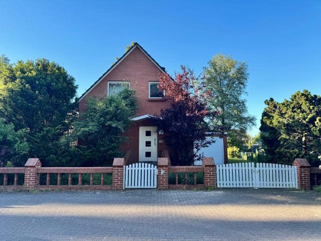 Großzügiges EFH Einfamilienhaus auf 806 m² modernisiert Eystrup