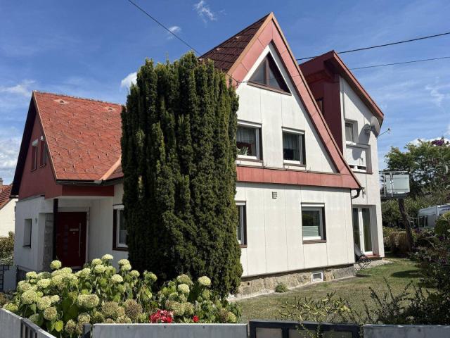 Großzügiges Einfamilienwohnhaus mit Garten, Garage und 9 Zimmern in der Bezirkshauptstadt Freistadt
