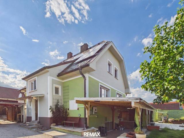 Großzügiges Einfamilienhaus mit 6 Zimmern, Terrasse & 2 Stellplätzen in Sigleß