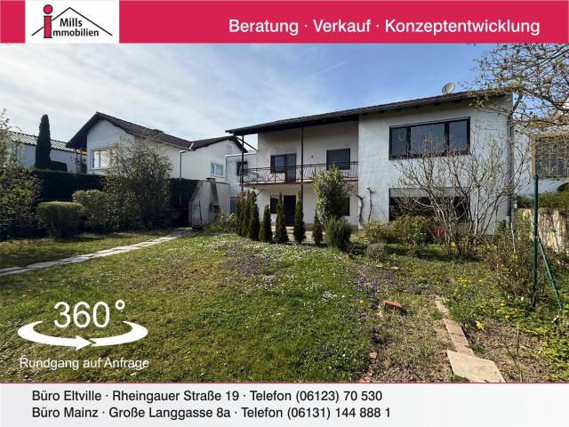 Großzügiges Einfamilienhaus mit Terrasse und Balkon in schöner Ortsrandlage