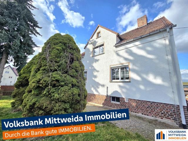 Großzügiges Einfamilienhaus mit Terrasse, Garten und viel Potenzial in Langenleuba Oberhain!