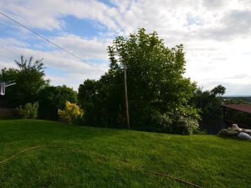 Großzügiges EINFAMILIENHAUS mit Weitblick über die Thermenregion