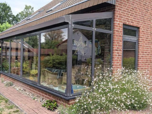 Großzügiges Einfamilienhaus mit Wintergarten und Garten in Hannover Waldheim