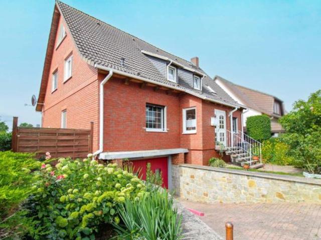 Großzügiges Einfamilienhaus mit ausgebautem Dachgeschoss –ideal für Familien oder Mehrgenerationen
