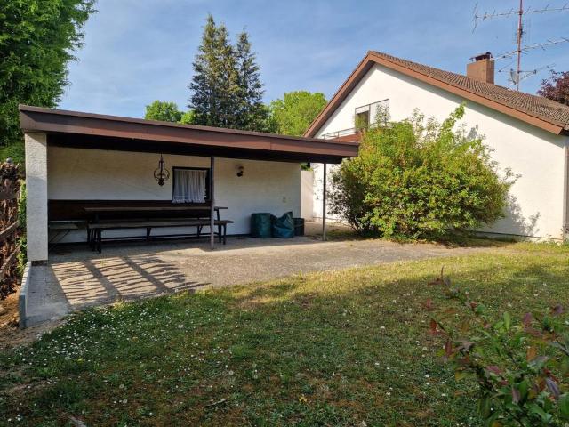 Großzügiges Einfamilienhaus mit Doppelgarage in Salem Neufrach