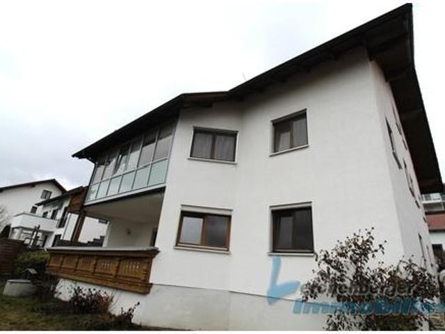Großzügiges Einfamilienhaus mit Einliegerwohnung in Moosthenning