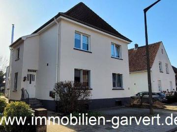 Großzügiges Einfamilienhaus mit Einliegerwohnung. Keller, Garage, Garten. Zentrumsnah in Borken
