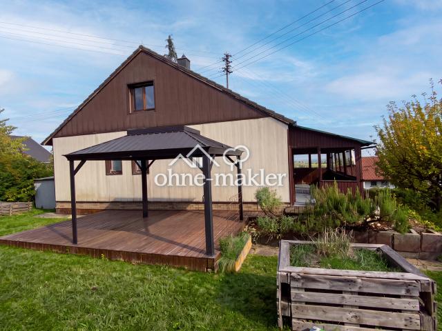 Großzügiges Einfamilienhaus mit Fernblick, Pavillon & großem Garten – provisionsfrei in Flochberg