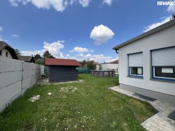 Großzügiges Einfamilienhaus mit Garten, Terrasse & Garage in Ebenfurth, 4 Zimmer, 195m²
