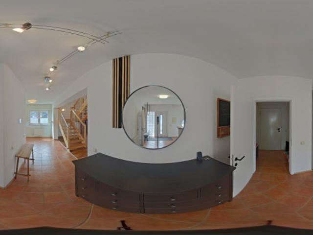 Großzügiges Einfamilienhaus mit Garten, Terrasse & Garage in Ebenfurth, 4 Zimmer, 195m²