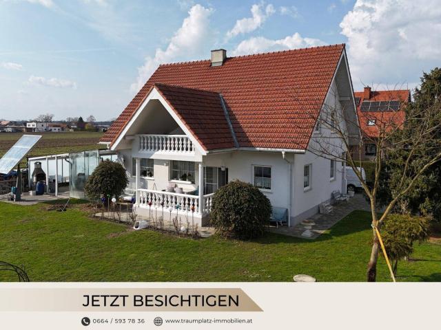 Großzügiges Einfamilienhaus mit Garten, Terrasse & zusätzlichem Raum über der Garage in ruhiger Lage in MURECK!