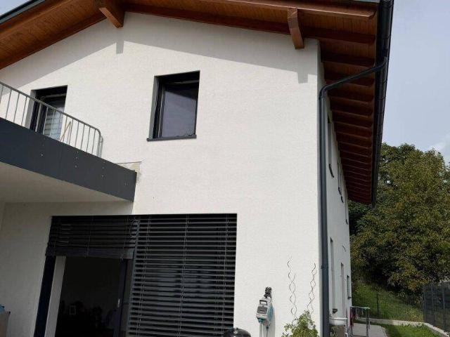 Großzügiges Einfamilienhaus mit Garage