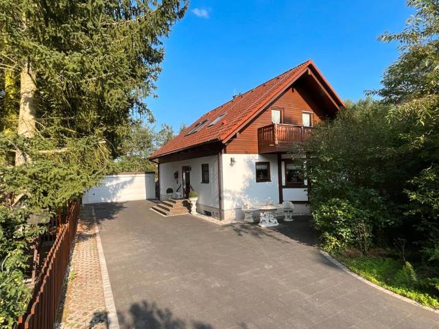 Großzügiges Einfamilienhaus mit großem Grundstück