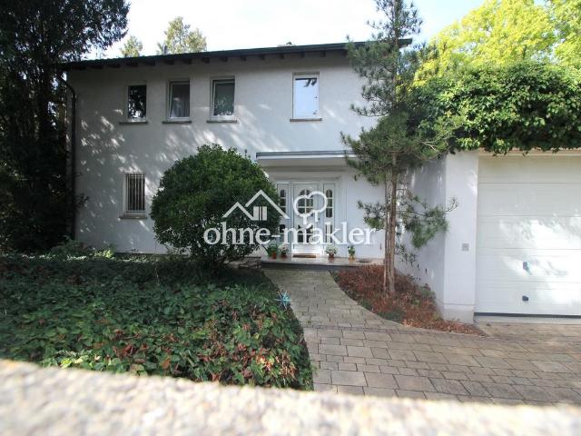 Großzügiges Einfamilienhaus auf ca. 985 m² Grundstückin begehrter Lage von Darmstadt Ost