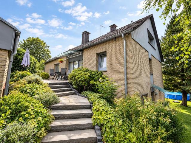 Großzügiges Einfamilienhaus auf ca. 2.050 m²