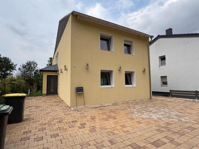 Großzügiges Einfamilienhaus für die große Familie – ruhig gelegen