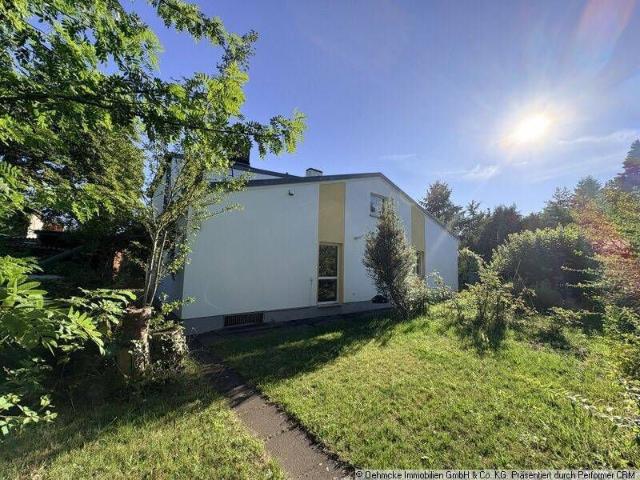 Großzügiges Einfamilienhaus im grünen Bohnsdorf