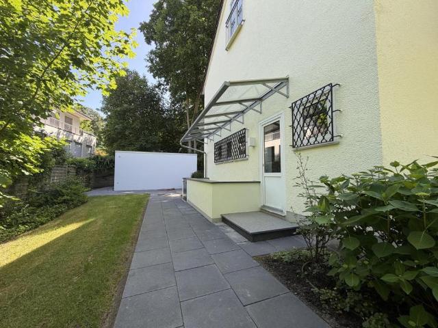 Großzügiges Einfamilienhaus in begehrter Stadtparklage von Gütersloh
