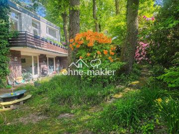 Großzügiges Einfamilienhaus in bester Lage mit tollem Garten