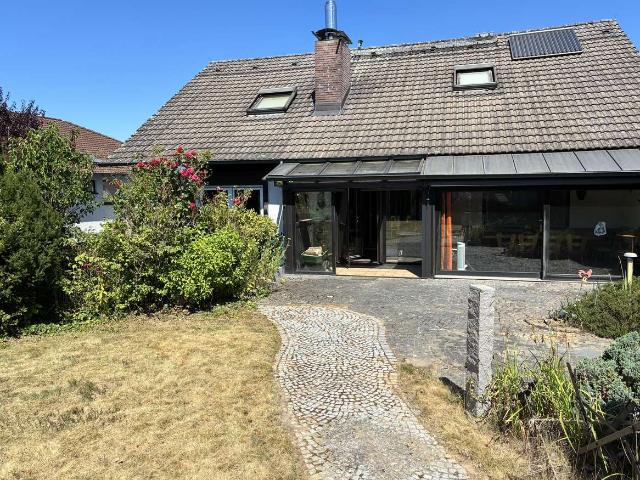 Großzügiges Einfamilienhaus in bevorzugter Lage von Hammersbach. Keine zusätzliche Käuferprovision!