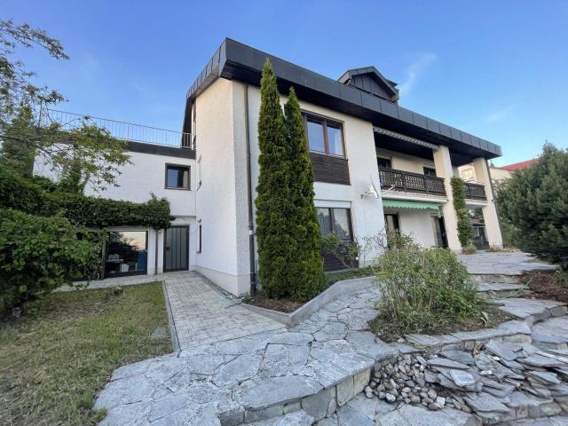 Großzügiges Einfamilienhaus in Donauwörth Berg