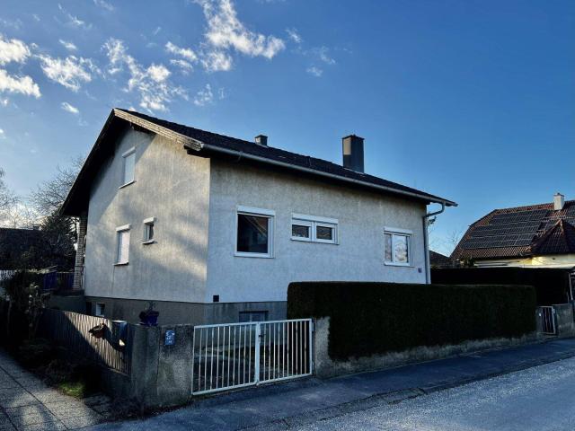 Großzügiges Einfamilienhaus in Grünruhelage in Schönkirchen Reyersdorf / Ortsteil Silberwald