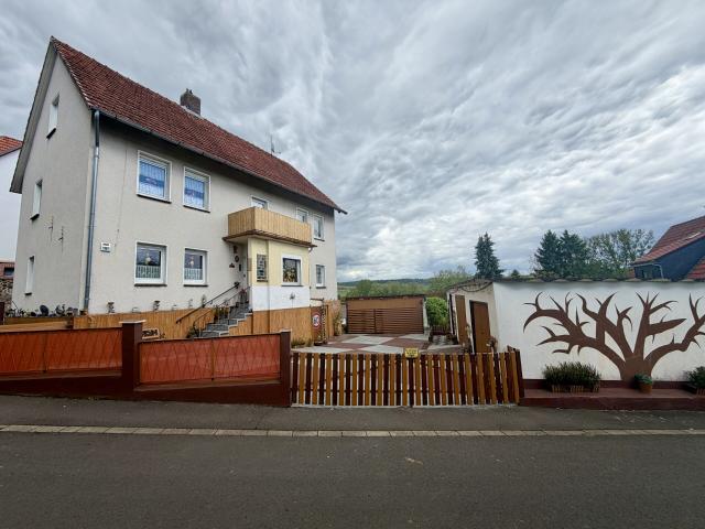 Großzügiges Einfamilienhaus in Homberg STT!