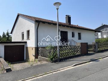 Großzügiges Einfamilienhaus in ruhiger Südhanglage – traumhafter Weitblick ins Grüne