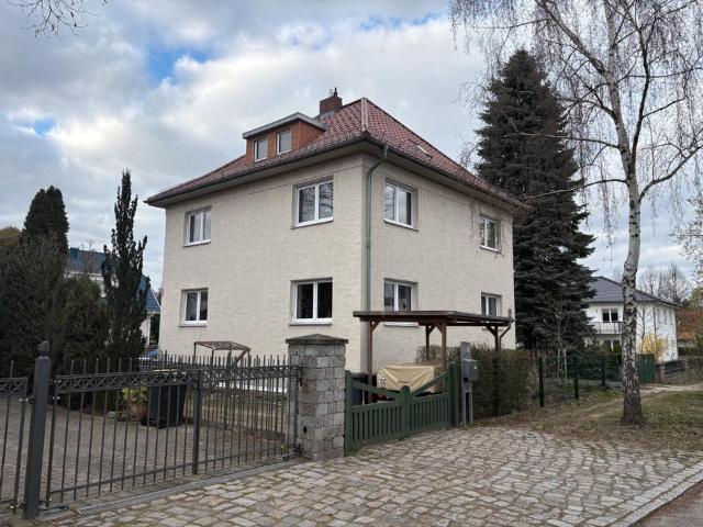 großzügiges Einfamilienhaus, in Toplage Mahlsdorf Süd