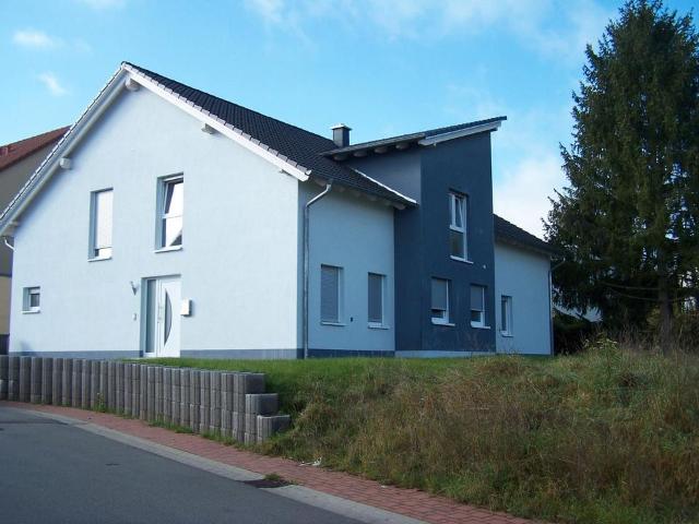 Großzügiges Einfamilienhaus 6 ZKB, 330 m², mit moderner Ausstatt