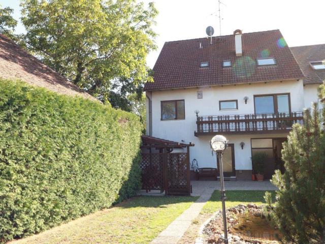 GROSSZÜGIGES Einfamilienhaus!