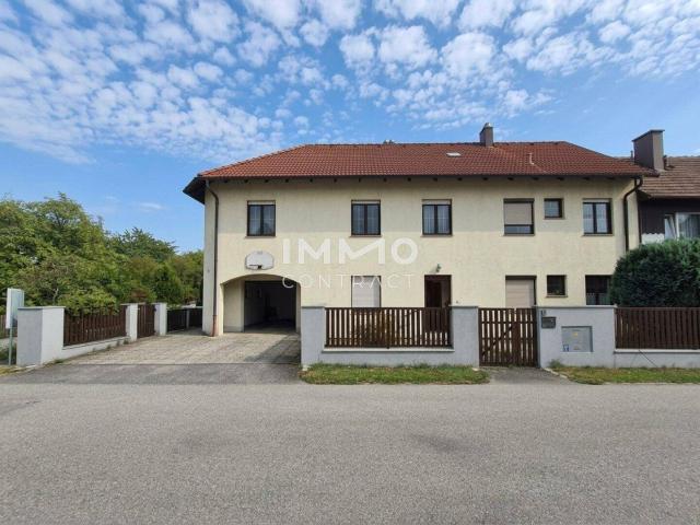 Großzügiges Einfamilienhaus – 8 Zimmer, Terrasse, Garage, in St.Pölten / Unterwagram