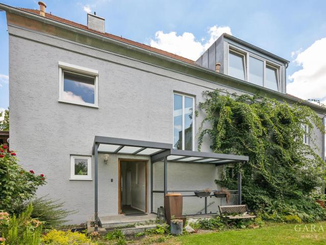 Großzügiges Familienanwesen in bester Innenstadtlage ca. 300 qm Wohnfläche & maximale Ruhe
