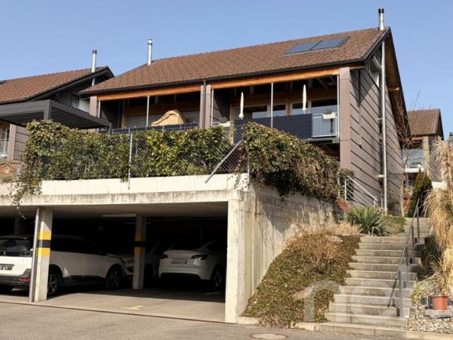 Grosszügiges Familienhaus mit zwei Terrassen und Garten