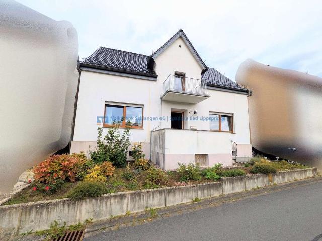 Großzügiges Familienhaus mit ca. 193 m² Wohnfläche, großem Grundstück und Obstgarten