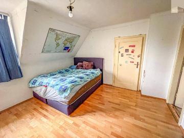 Haus zum Verkauf in 2700 - Garten, Kamin