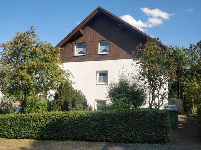 Großzügiges Haus mit 3 Wohneinheiten von Privat