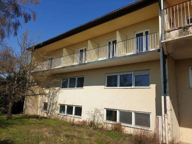 Großzügiges Haus mit 21 Zimmern ehemaliges Pflegeheim in Schrobenhausen/Hörzhausen! Ortsrandlage!